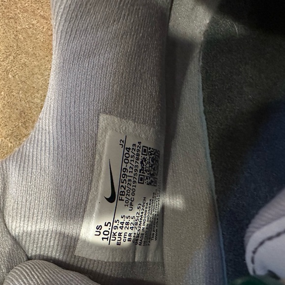 Nike GT Cut Academy Men’s Athletic Shoes - Grey/Black - Picture 6 of 6